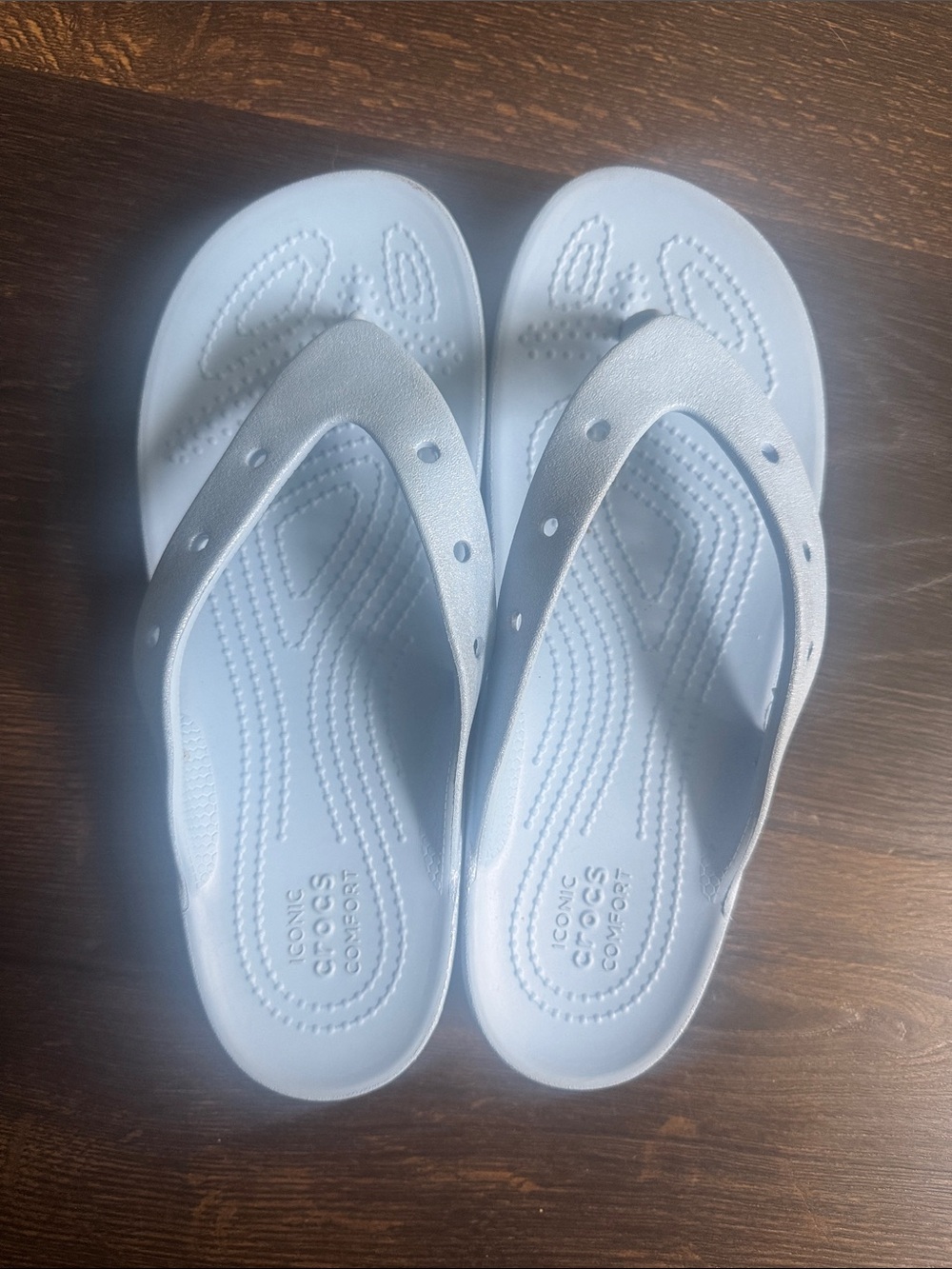 CROCS Kids White Foam Flip Flop Sandals